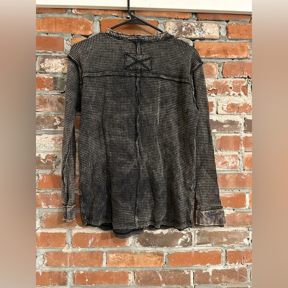 Zenana Washed Out Button-Up Long Sleeve Waffle Knit Tops Size Small - Picture 10 of 15